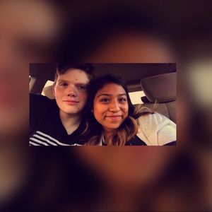 Meet your Posher, Esperanza